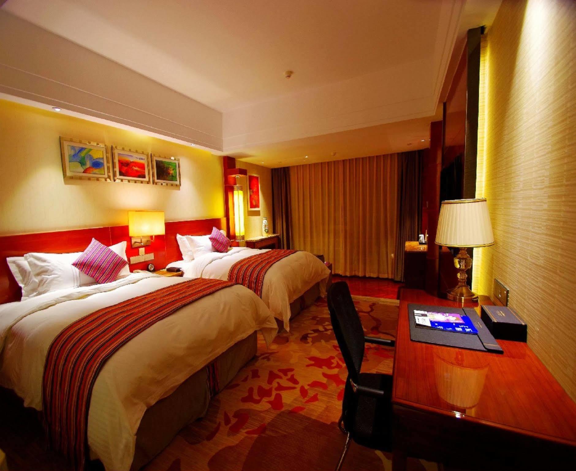 Howard Johnson Tian Yuan Cửu Trại Câu Ngoại thất bức ảnh